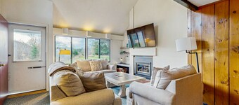 Golf course-front condo with loft, indoor & outdoor pools, hot tub, & game room