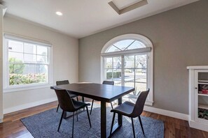 Dining - PHX Retreat | 2 Bedroom 2 Bath Home in Historic Neighborhood (Phoenix)