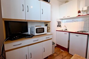 Kühlschrank, Mikrowelle