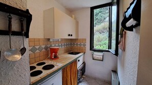 Køleskab, mikrobølgeovn, ovn, opvaskemaskine