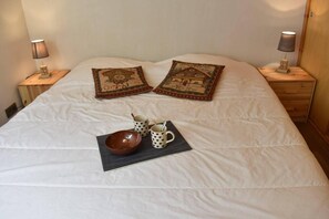 5 bedrooms, WiFi