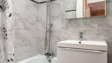 Bathtub