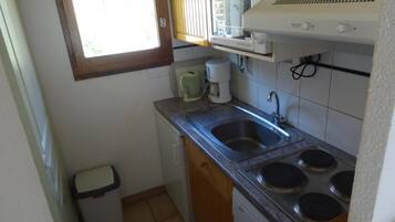 Oven, dishwasher