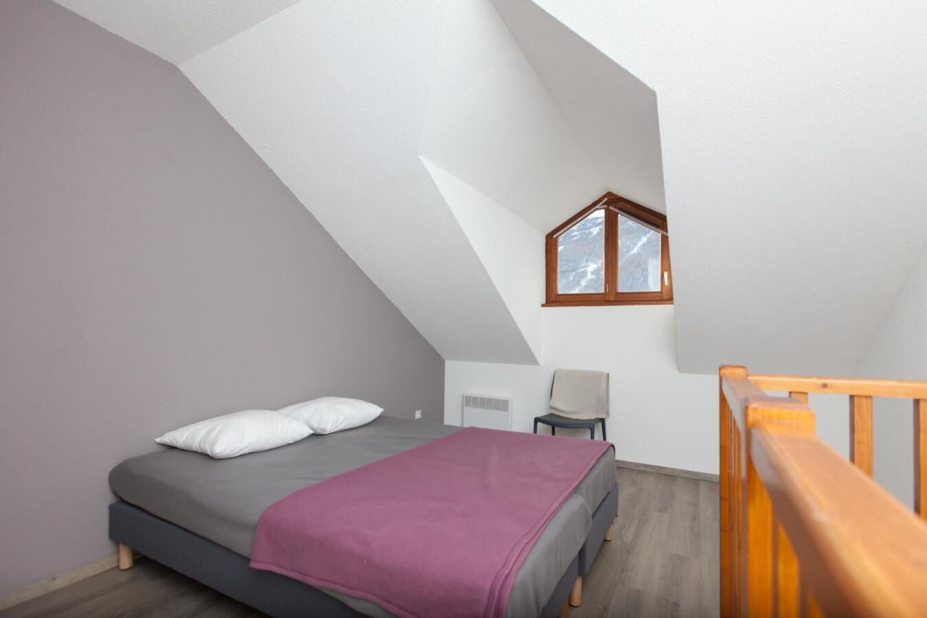 3 makuuhuonetta, internet