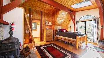 1 bedroom, internet, bed sheets