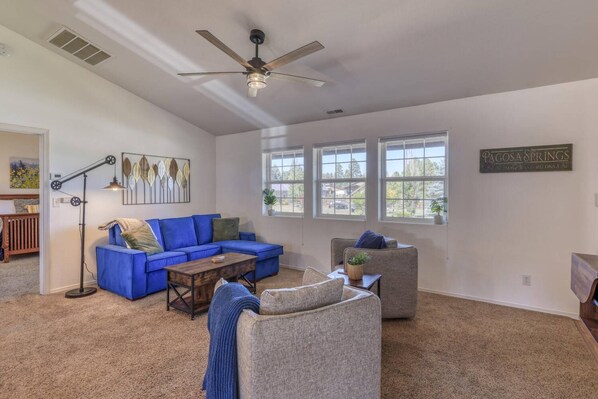 Luokittelematon kuva, 1 kautta 49, painike