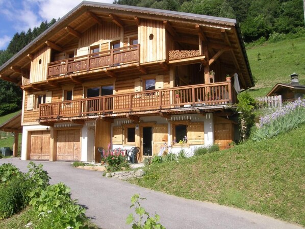 Exterior - Parking, tv, 30m², Arêches-Beaufort (Beaufort)