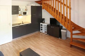 Interior - 10m from shops, 1st floor, view ski slopes, balcony, tv, 50m², Les Orres (Les Orres)