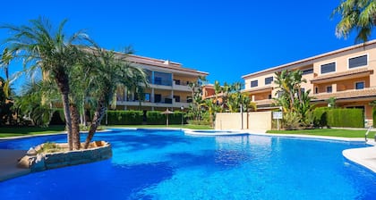 Apartment with communal pool in Javea, Costa Blanca, Spain for 8 persons