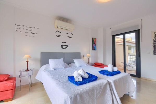 4 makuuhuonetta, silitysrauta/-lauta, Wi-Fi, vuodevaatteet