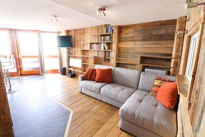 Living area - 10m from resort center, 1st floor, view resort, tv, ski locker, 54m², Tignes (Tignes)