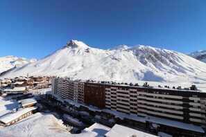 Exterior - 10m from ski slopes, 6th floor, tv, ski locker, 52m², Tignes (Tignes)