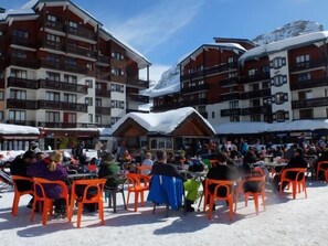 Outdoor dining - 10m from ski slopes, 3rd floor, balcony, tv, ski locker, 18m², Tignes (Tignes)