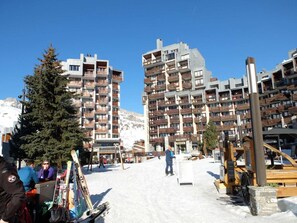 Snow and ski sports