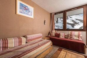 Room - 300m from ski slopes, 2nd floor, balcony, tv, ski locker, 24m², Tignes (Tignes)