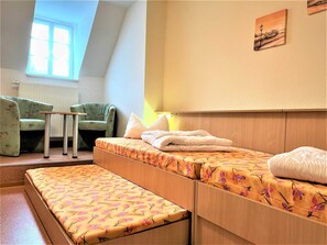 Unclassified image, 5 of 17, button