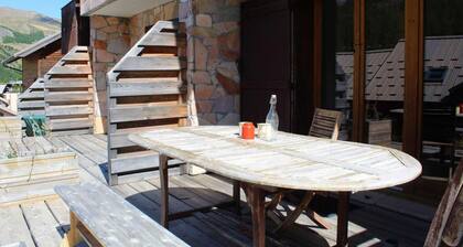 Ă 100m des pistes de ski, terrasse, tĂ©lĂ©vision, casier Ă ski, 72mÂČ, Vars