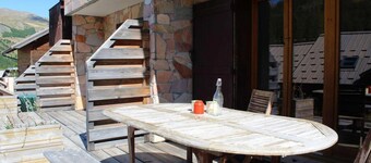 100m from ski slopes, terrace, tv, ski locker, 72m², Vars
