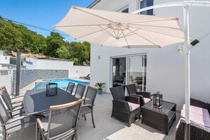 Outdoor dining - Villa Marko by Aneo Travel (Ledenice)