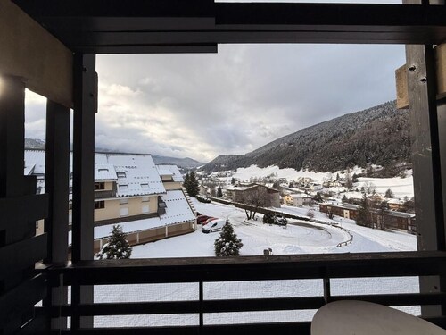 5th floor, balcony, parking, tv, ski locker, 75m², Villard de Lans