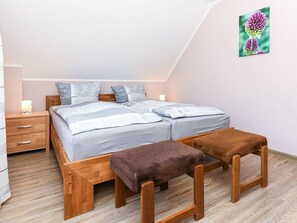 2 bedrooms, travel crib, WiFi, bed sheets