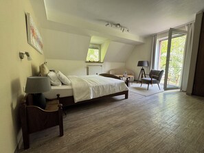 Deluxe Studio | Blackout curtains, iron/ironing board, free WiFi, bed sheets - Hotel Alte Mühle (Bad Bertrich)