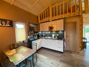 Fridge, microwave, oven, coffee/tea maker