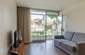 Living area - Oca Vitória Village (Porto)