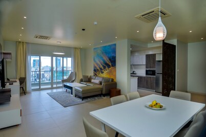 AURA SUITES