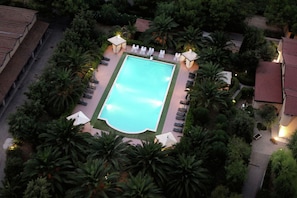 Pool - Holiday Home in Trinitapoli near Adriatic Sea (Trinitapoli, BARLETTA)