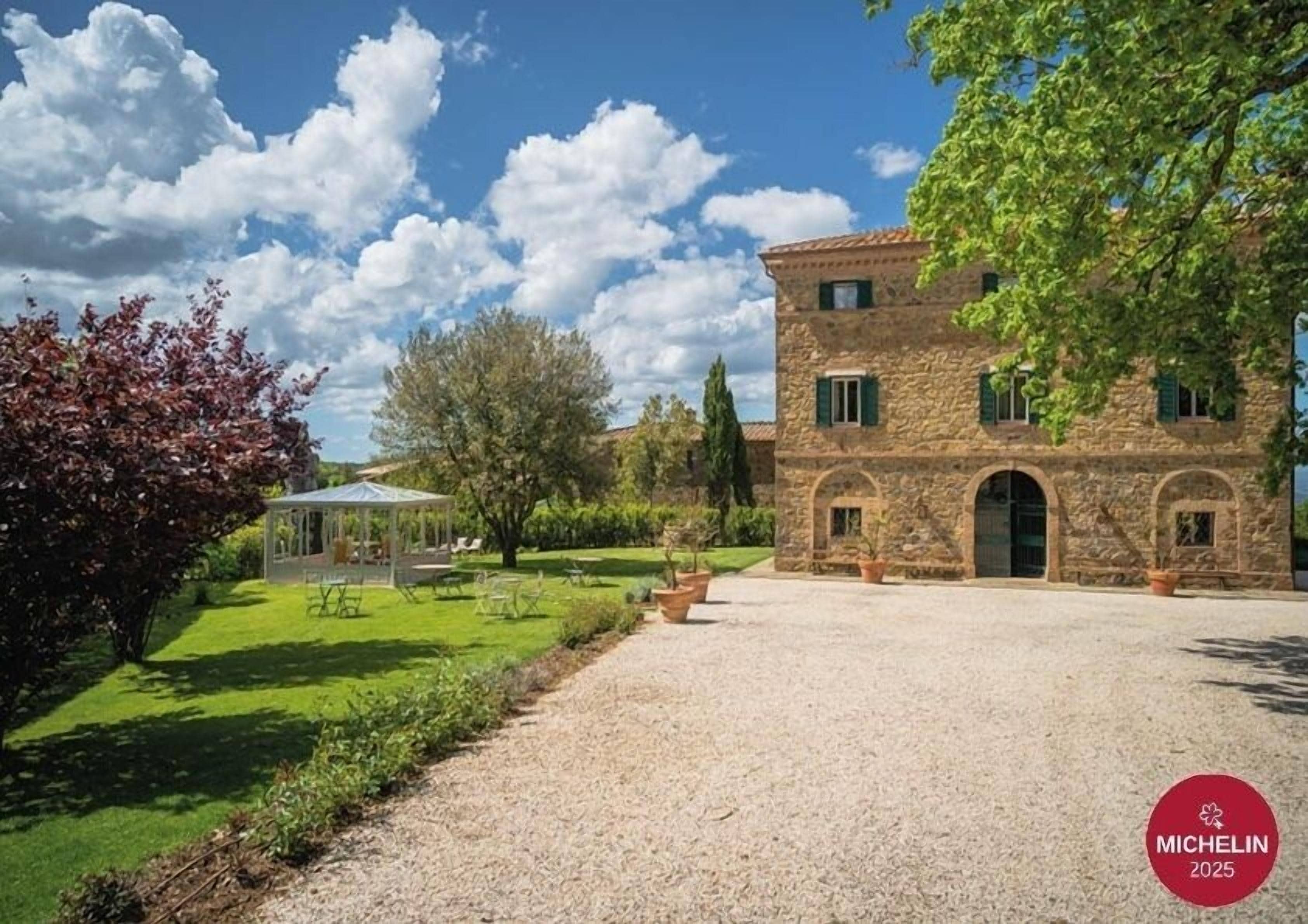 Facciata della struttura