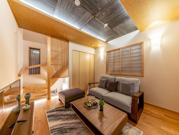 Casa Deluxe | Escritorio, wifi gratis, ropa de cama