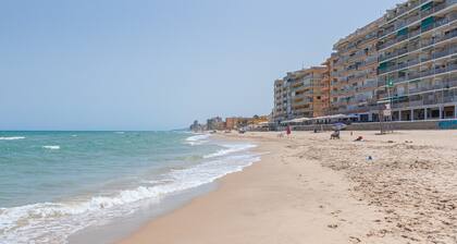 Apartment 'View of the sea Beach 50 meters' with Terrace, A/C & Wi-Fi