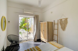 1 slaapkamer, een strijkplank/strijkijzer, gratis wifi, beddengoed