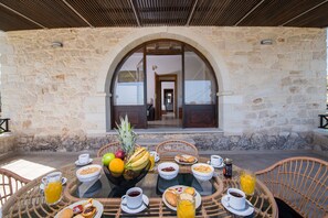 Premium villa, 3 slaapkamers, uitzicht op gebergte | Balkon