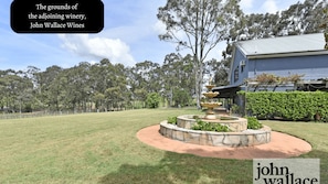 Property grounds - Palmers Lane Vineyard Cottage (Rothbury)