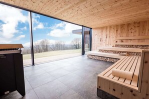 Sauna, bain de vapeur, soins du corps, enveloppements, exfoliation