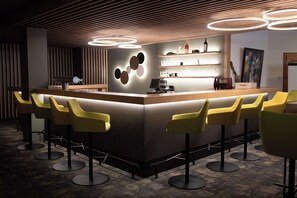 Bar (in der Unterkunft)