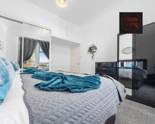 Standard Apartment, 1 Bedroom, Non Smoking | 1 bedroom, iron/ironing board, free WiFi