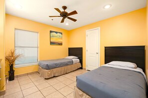 2 bedrooms, iron/ironing board, free WiFi, bed sheets