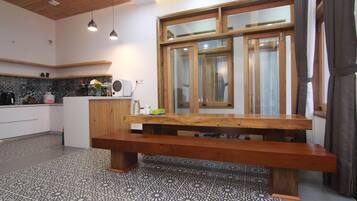 Deluxe Double Room, Accessible | Living area | TV