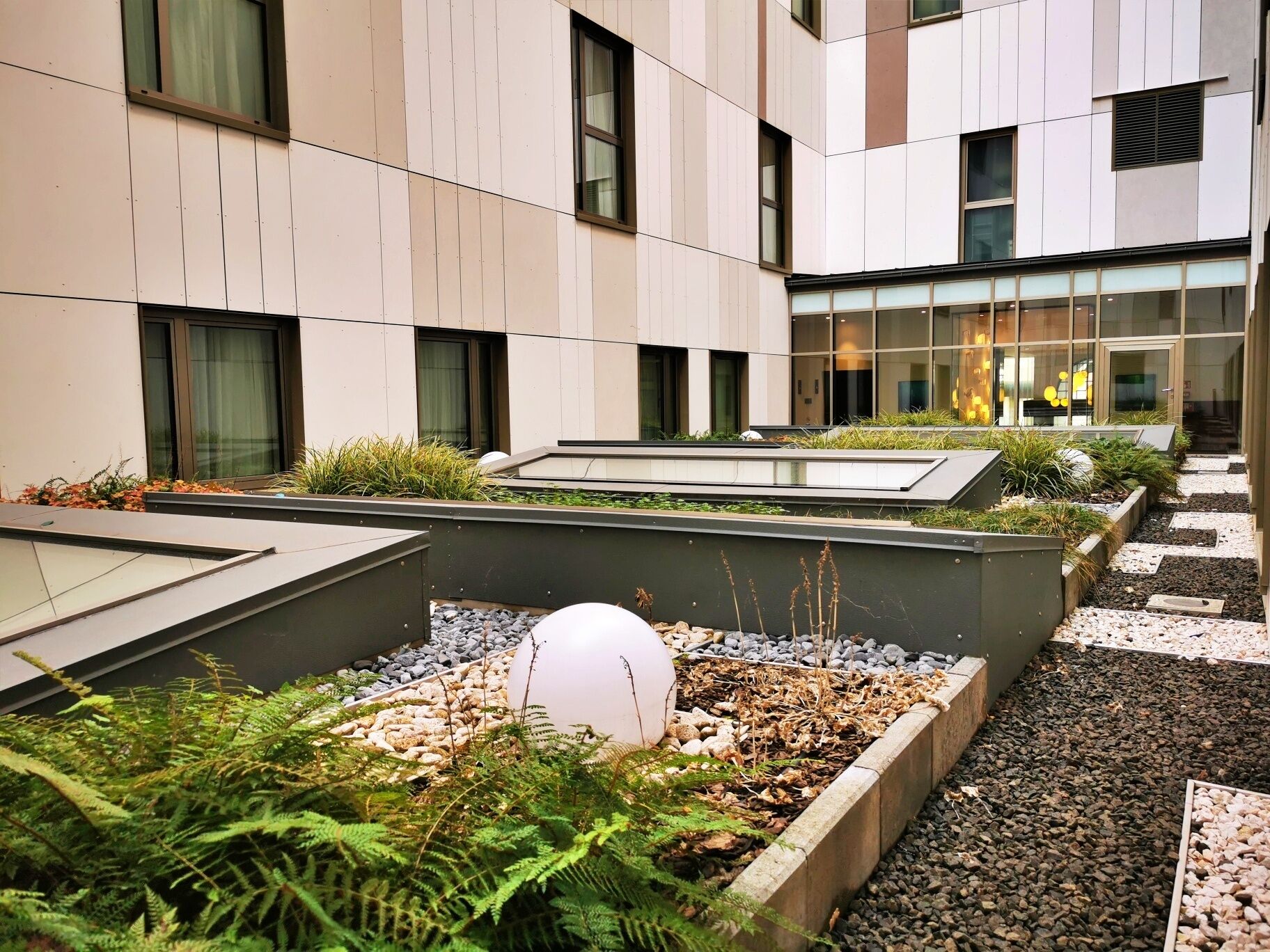 1 bedroom, down duvets, minibar, in-room safe