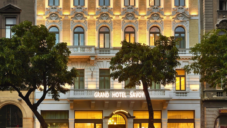 EST Grand Hotel Savoy