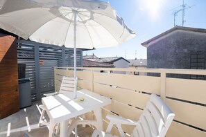 Comfort Apartment | Terrace/patio - Appartamento Liliana (Manerba del Garda)