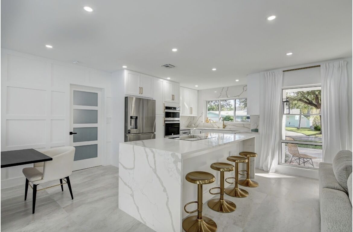 Fully renovated home close to the beach