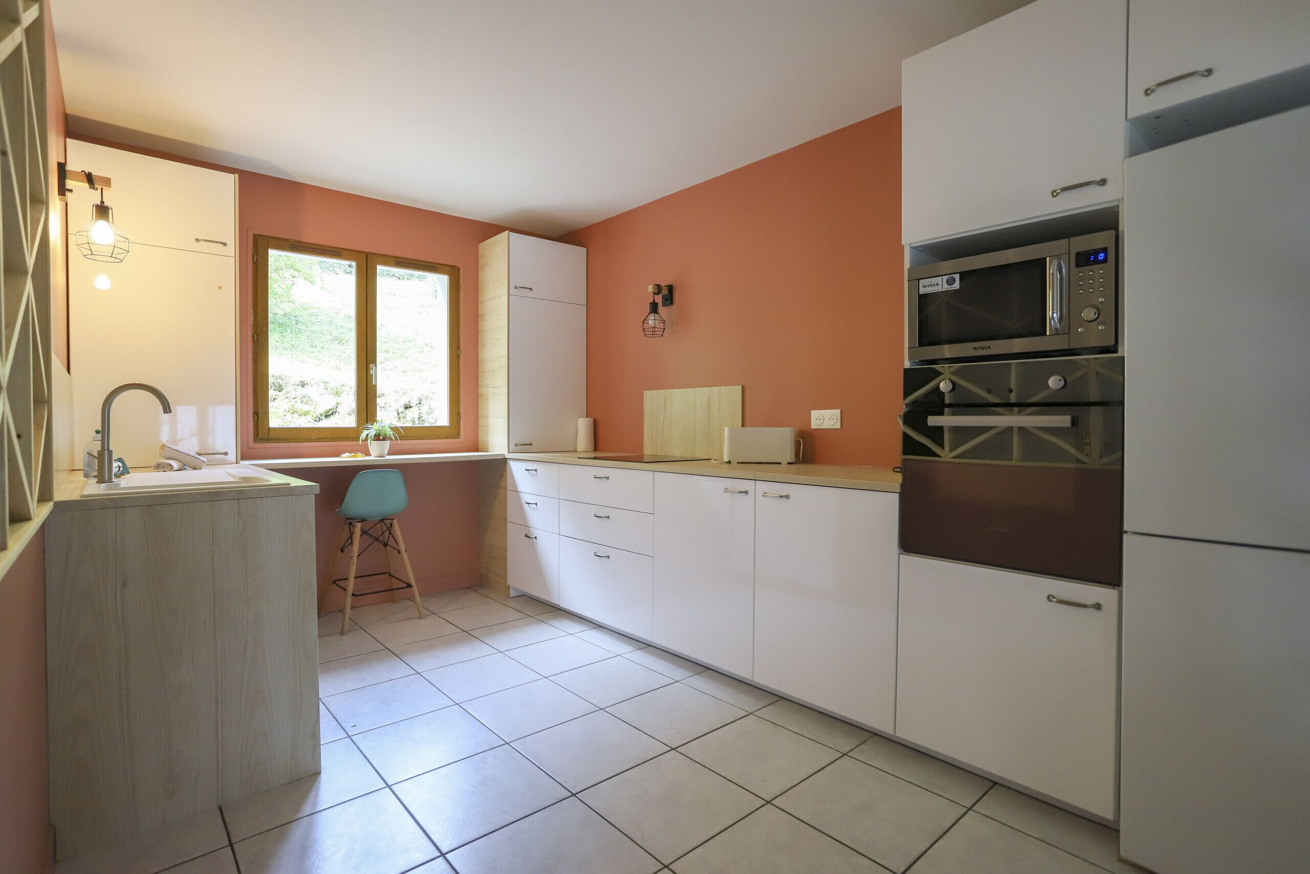 Les Eaux Vives maison avec jacuzzi vue lac