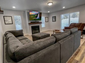 TV connectée, cheminée