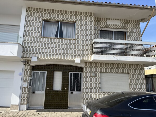 Mặt tiền nơi lưu trú