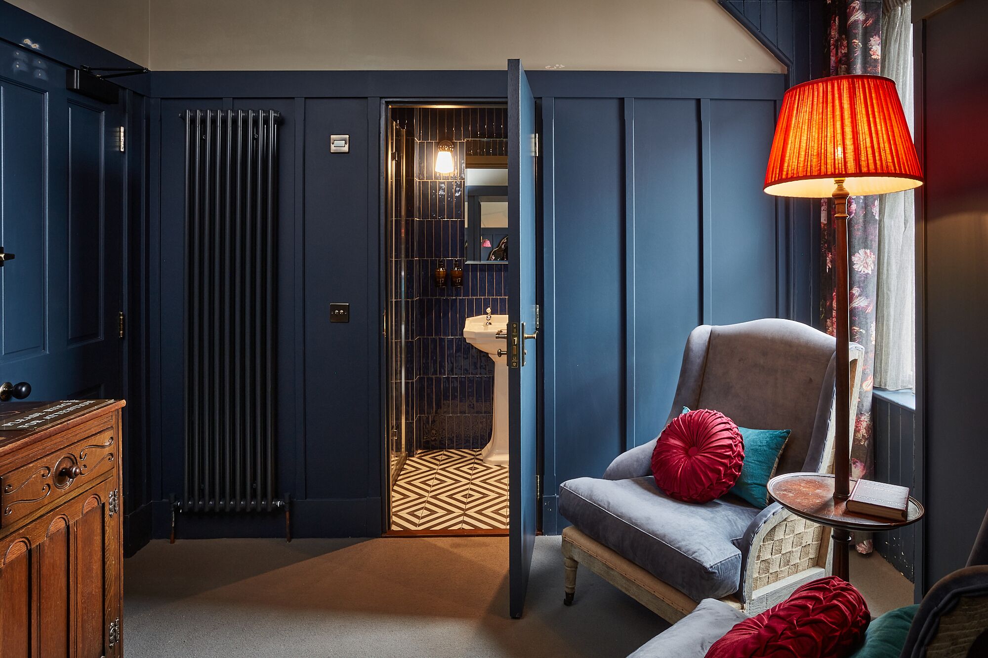 classic double room, 1 king bed | 1 bedroom, premium bedding, in-room safe, individually decorated