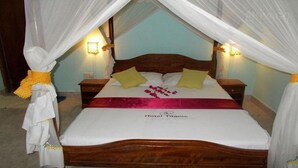 Bed sheets - Titanic Hotel - Kilifi (Kilifi)